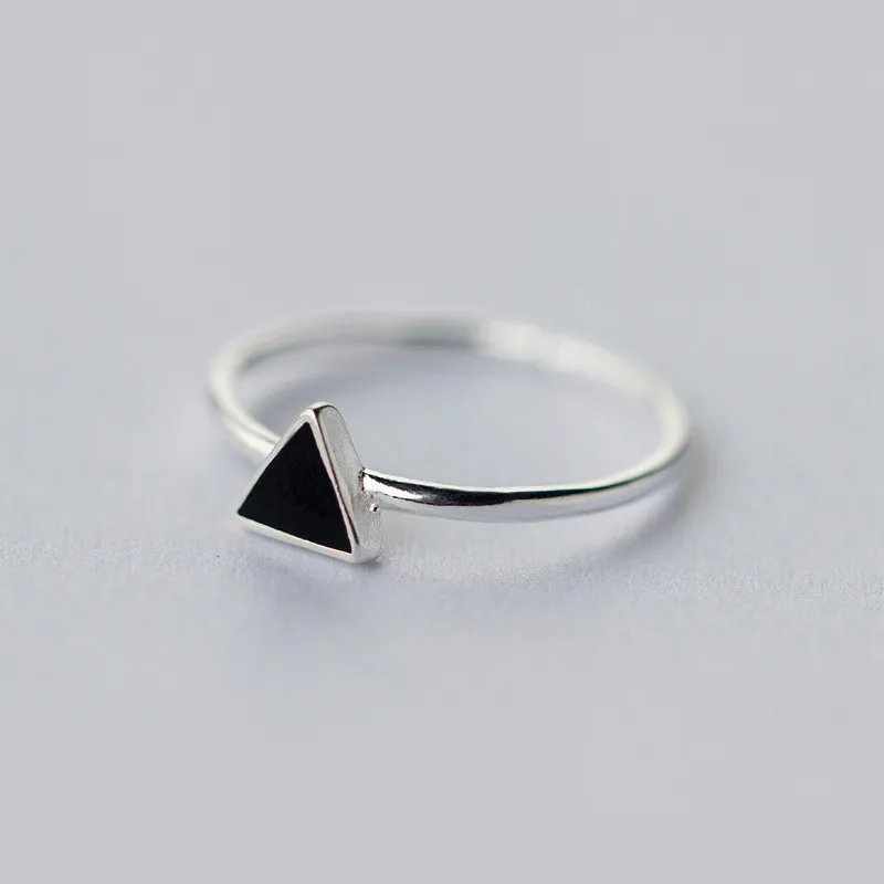 

Geometry Trendy Silver Geometric Black Enamel Triangle OL Adjustable Open Rings Minimalist Fine Jewelry for Women Party Gift