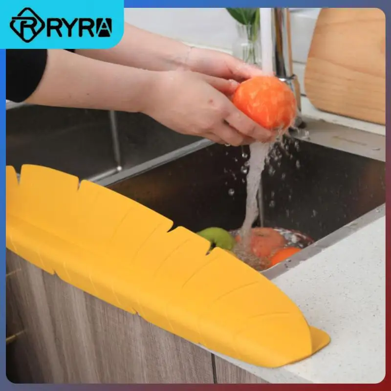 

Anti-water With Sucker Screen Soft Silicone Kitchen Sink Water Splash Guards Retaining Plate Splash Guard Il-proof Splashproof