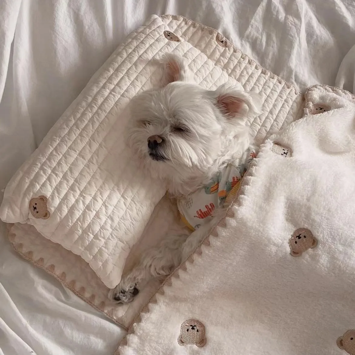 

Washable Soft Flannel Thickened Pet Pad Soft Blanket Pet Bed Mat for Dog Cat Cushion Home Rug Keep Warm Sleeping Cover Blanket