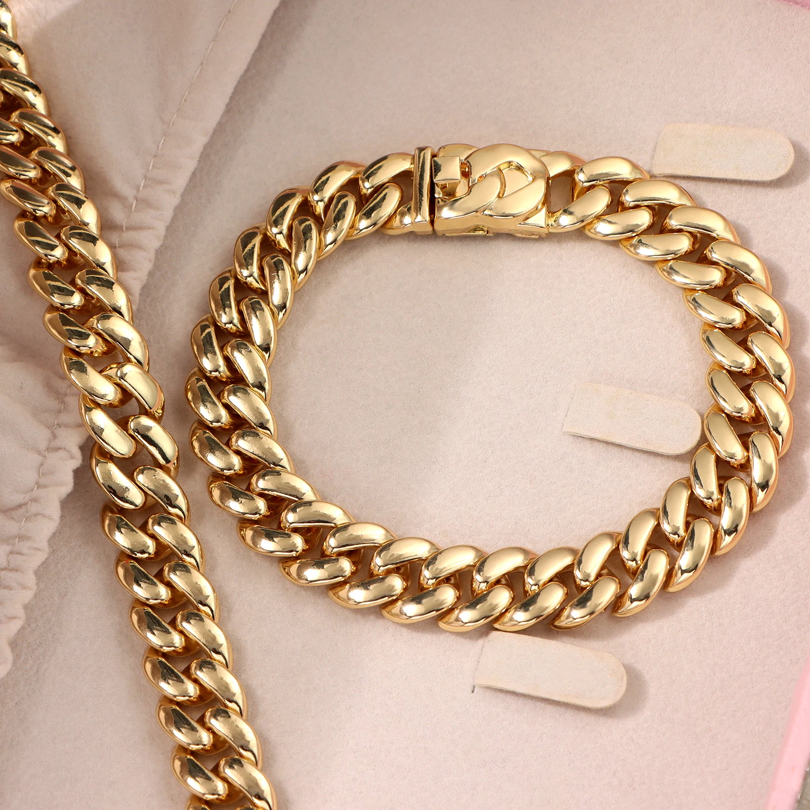 

13MM Hip Hop Cuban Chain Women Bracelet Gold Silver Color Metal Chunky Bracelets Minimalism Men's Iced Out Chain Jewelry Gift