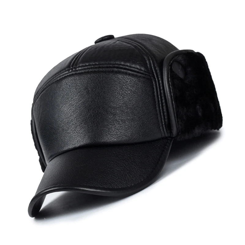 Стильная спортивная шапка для активного отдыха. Теплая в подарок папе дяде и