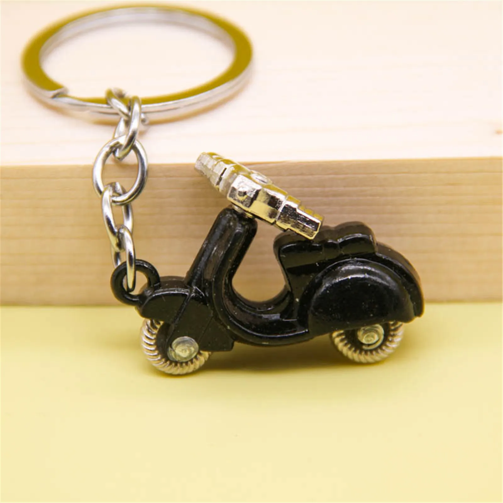 

Metal Keychain Funny Polished Motorcycle Model Keyfob Crafts Pendant Key Chain Car Parts Key Ring For Boyfriend Strong Key Ring