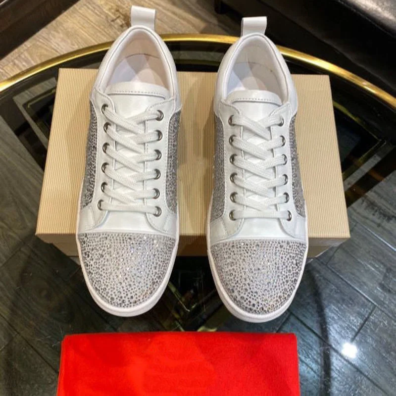 

Board Shoes Men's and Women's Sports Shoes Spring and Autumn British Style Flat Shoes Leather Cowhide Rhinestone Rivet Shoes