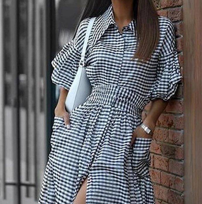 Женский элегантный стильный костюм юбка-трапеция в клетку с воротником-поло и