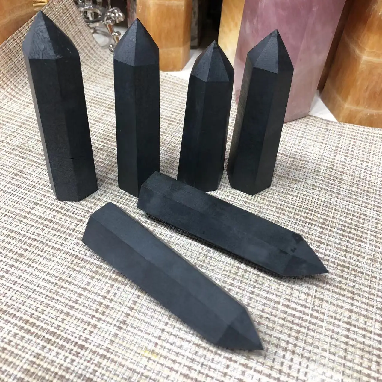 

Shungite Wand Point Natural Stones Polished Quartz Crystal Tower Crafts Healing Reiki Gemstones Feng Shui Home Decoration