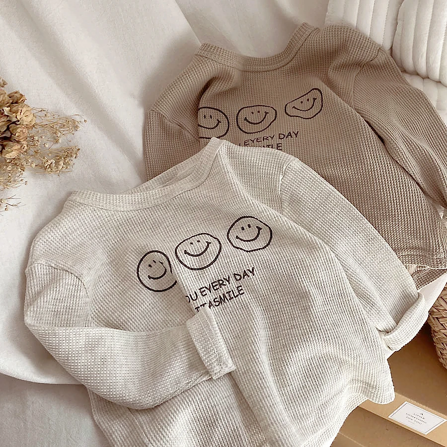 

Kids Cotton Long Sleeve T Shirts Soft Cotton Baby Boys Girls Fashion Tops Tees Children Spring Autumn Clothes T-Shirt Sweatshirt