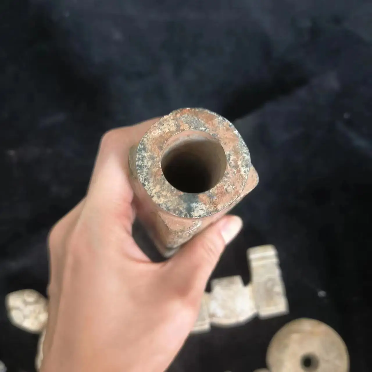 1pcs/lot Natural Hetian ancient jade ancient totem ornament Yuqi Thousand-year-old totem sacred Ethnic style Collectible rare