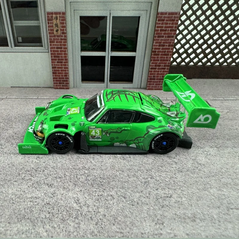 Новинка в наличии топ модели 1:64 911 SVRSR Hoonipigasus модель автомобиля под давлением