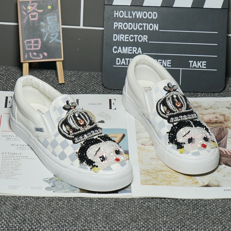 

Casual canvas shoes heavy industry pattern rhinestone one pedal lazy walking shoes comfortable walking 35-40