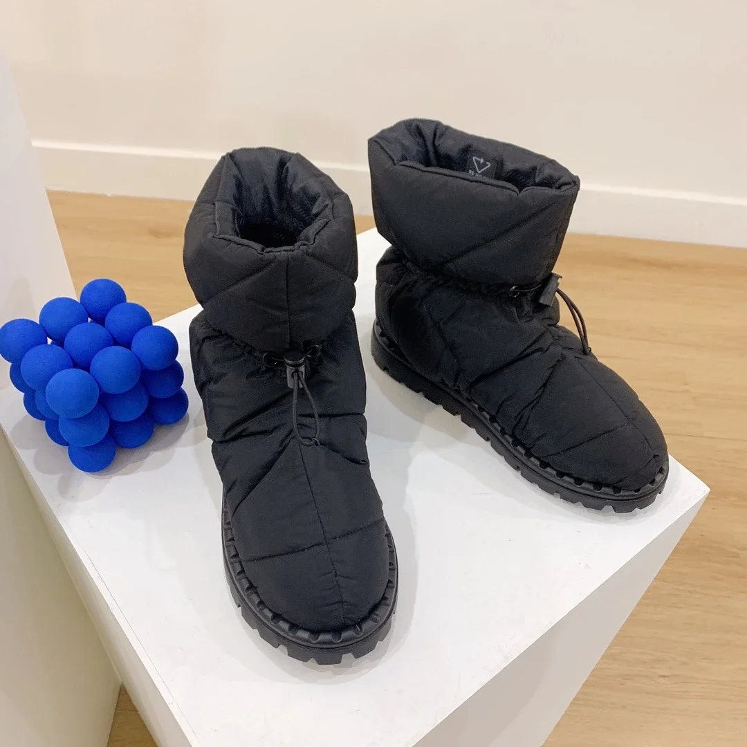 

Женские зимние ботинки с круглым носком, на резинке