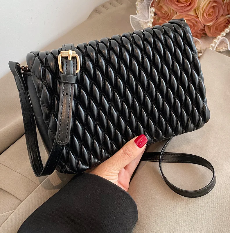 High-End Ladies Shoulder Bag 2022 Trendy Vintage Niche Rhombus Envelope Messenger Bag Small Square Bag Ladies Crossbody Bags
