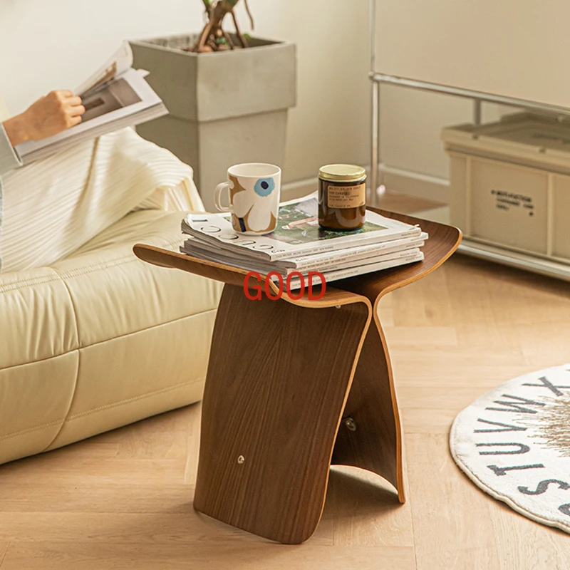 Журнальный столик для макияжа в скандинавском стиле прикроватные тумбочки