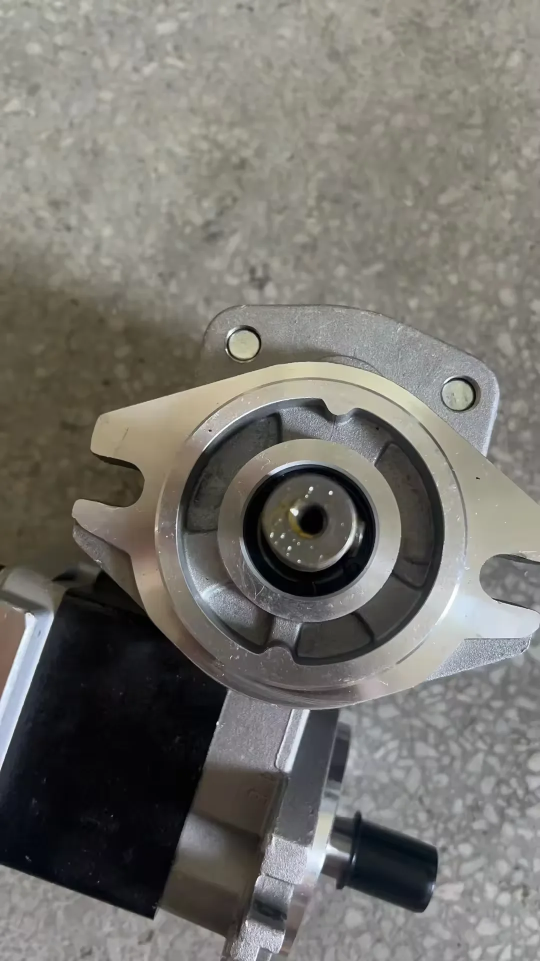 Оригинальный гидравлический насос SGP SGP1 SGP2 SGP2A Series Шестеренчатый SGP1-27-F1H2R