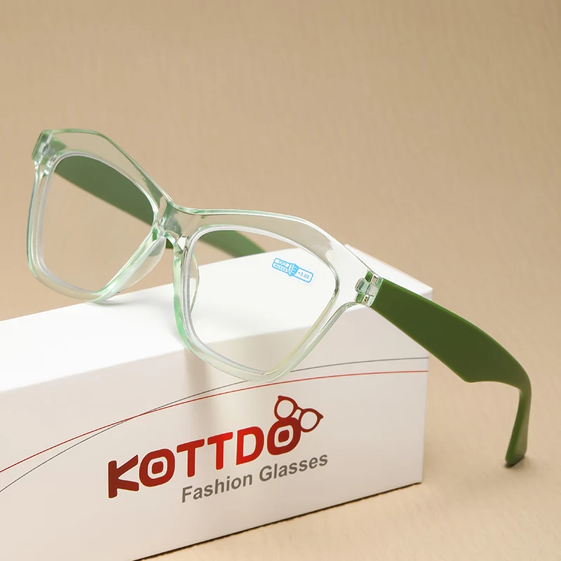 Женские пластиковые очки для чтения