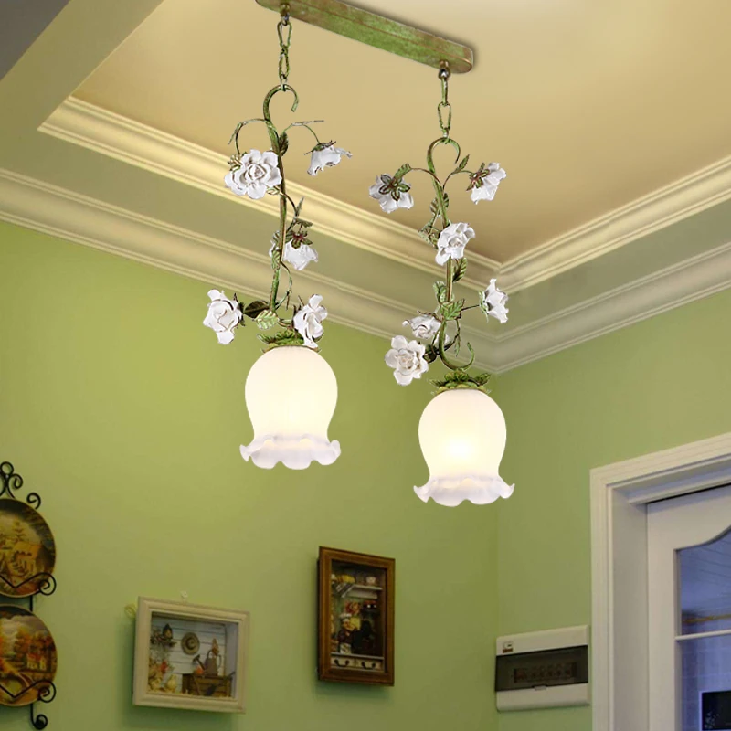 

Korean Romance Pastoral 2-Head Restaurant Chandelier American Country White Rose Green Handmade Iron Droplight