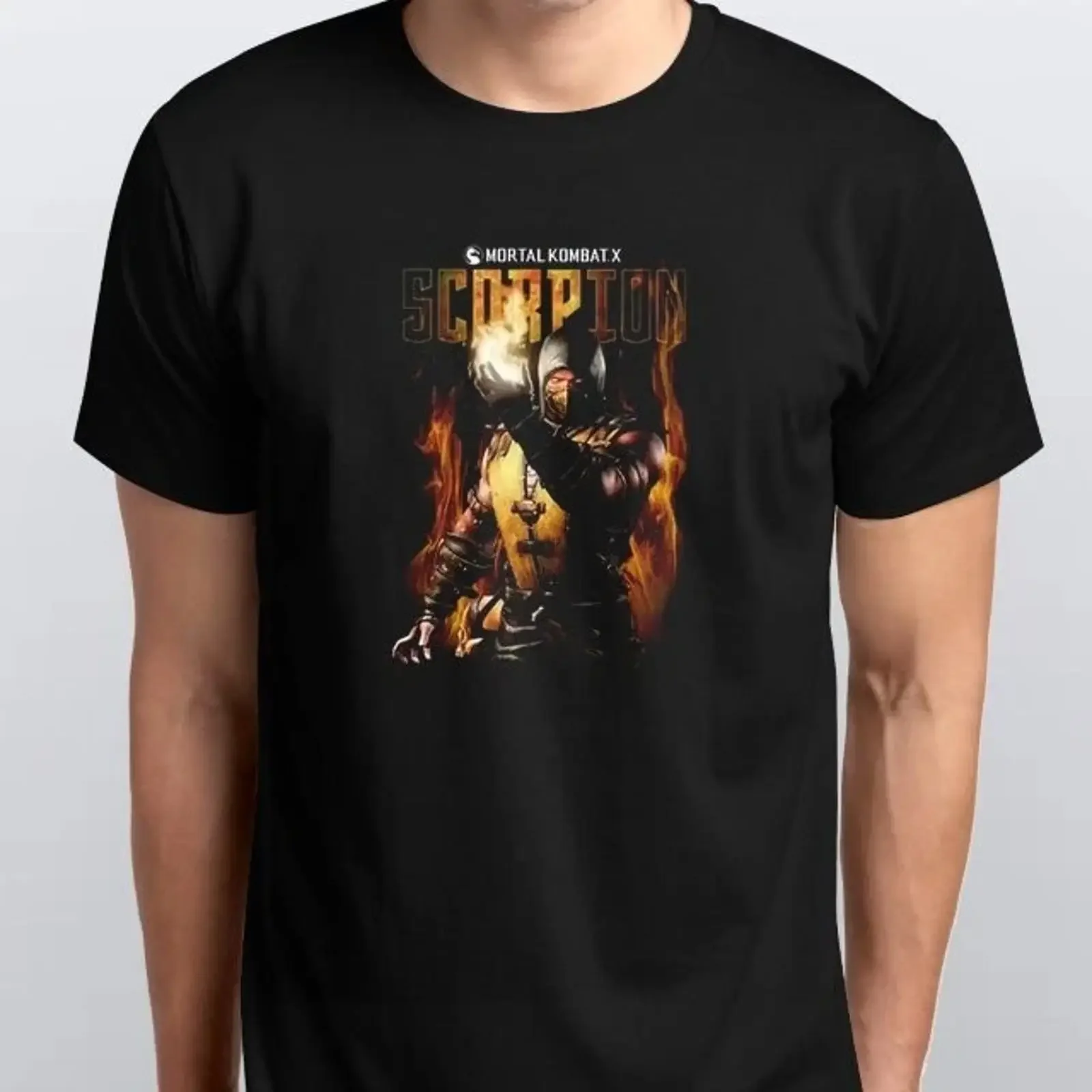 Фото Футболка The Scorpions 1984 в стиле хип-хоп, размеры S, M, L, XL, XXL, 3-4 цвета, черная, винтажная, с эффектом потертости, повседневная, дизайнерская, модная, мягкая. №1
