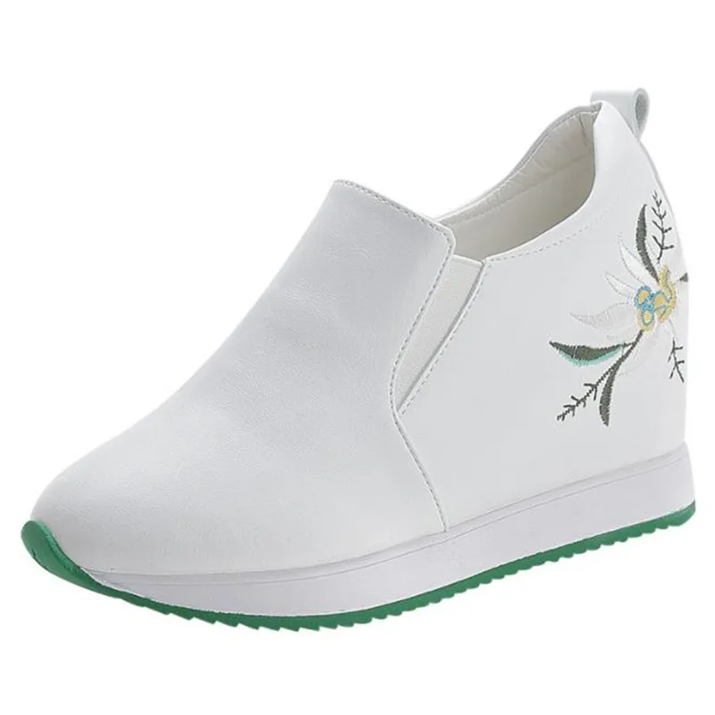 

Женские кроссовки на платформе для подъема Новинка Осенняя Корейская Спортивная модная универсальная облегающая дорожная повседневная же...