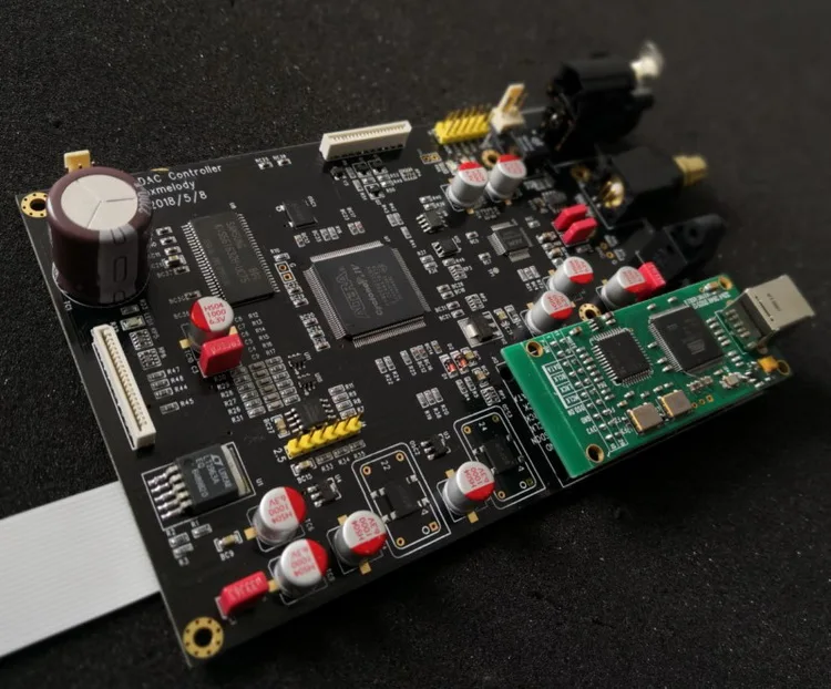 Полностью балансный ЦАП с красной сердечникой ES9038PRO интерфейс USB DSD1024