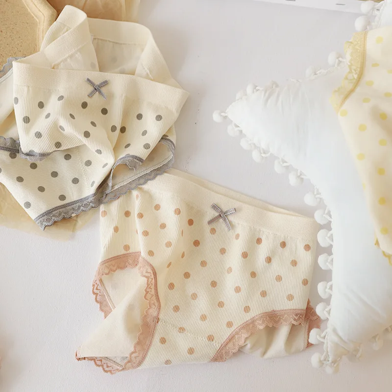 

Теплое хлопковое нижнее белье для женщин, Симпатичные бесшовные трусики в горошек со средней талией, мягкие женские трусики
