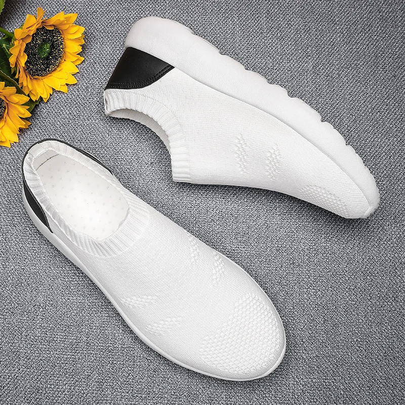 2023 New Fashion Women's Flat Sneakers Spring Summer Breathable Casual Outdoor Lightweight Loafers Walking Sneakers High Quality