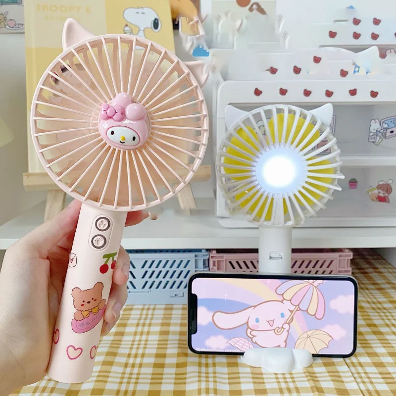 

Kawaii Sanrio Cinnamoroll My Melody Электрический вентилятор мультфильм портативный USB зарядка сотовый телефон стенд 2 в 1 Электрический вентилятор детские игрушки