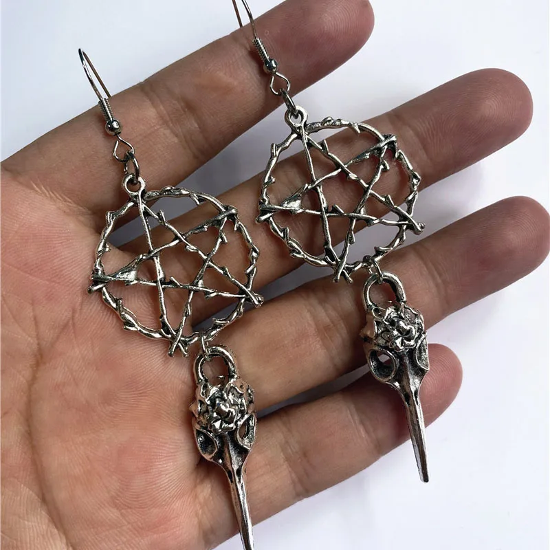 

Gothic Skull Crow Skeleton Spiked Bird Head Pentagram Earrings Wedding Party Holiday Gift For Men And Women Daily Jewelry