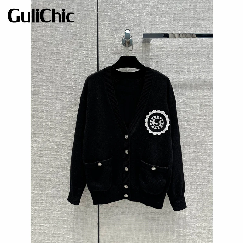 

11.25 GuliChic Women Fashion Heavy Industry Badge Embroidery Letter Rhinestone Single Breasted Knitted Cardigan Sweater