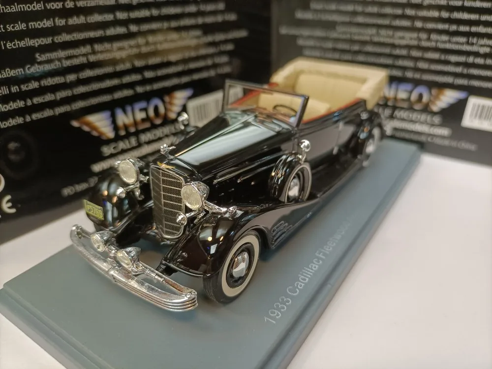 

Neo 1:43 For Fleetwood Allweather Phaeton Open 1933 Classic Cars Limited Edition Resin Metal Static Car Model Toy Gift