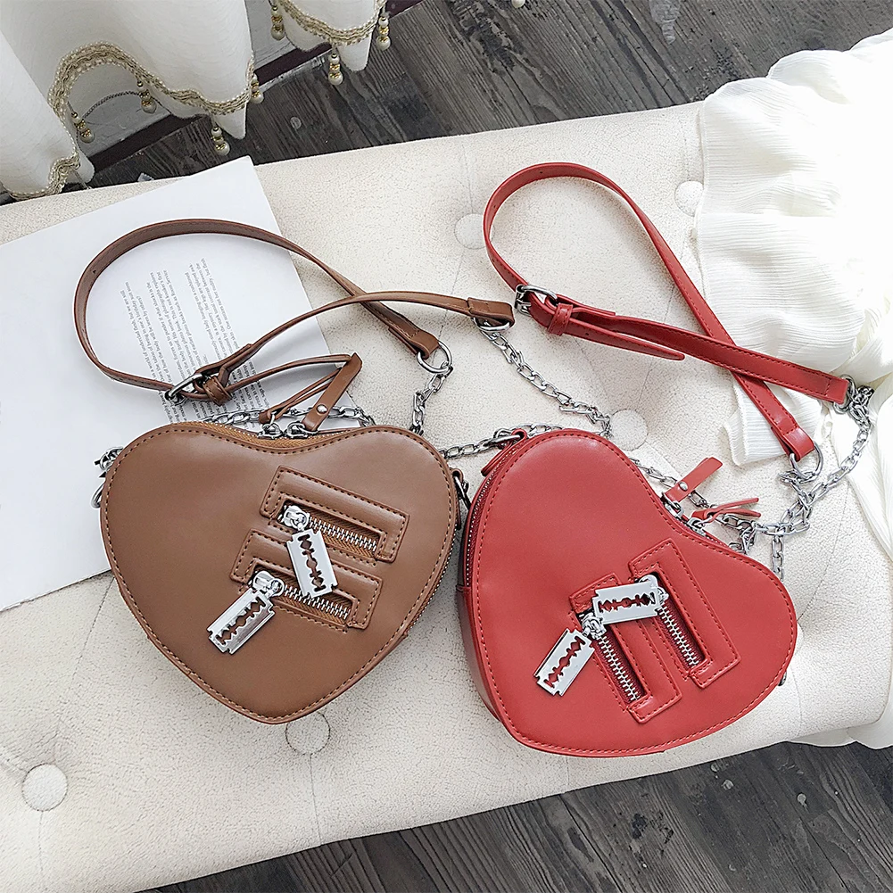 

Portable Crossbody Bag Tote Heart Shaped Chain Handbag Female PU Leather Clutch Popular Simple Female Daily Bag