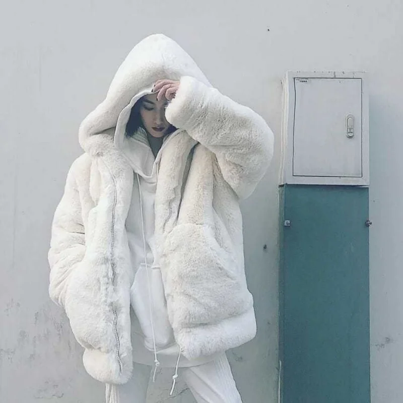Thickened Fur Coat Women's Winter Coat New Loose Rabbit Fur Hooded Coat Women