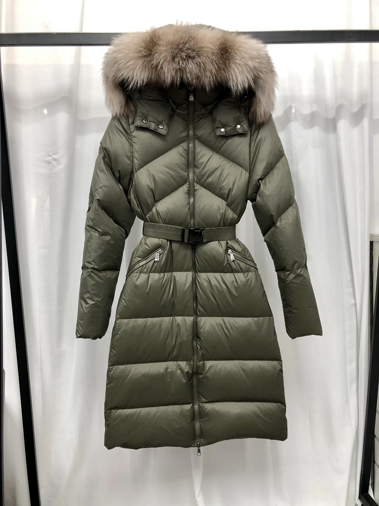 

Women's Winter Jackets 2023 Luxury Long Down Coat Filled with White Duck Down Fox Fur Collar Parka Very Warm Coats Sale Clothing