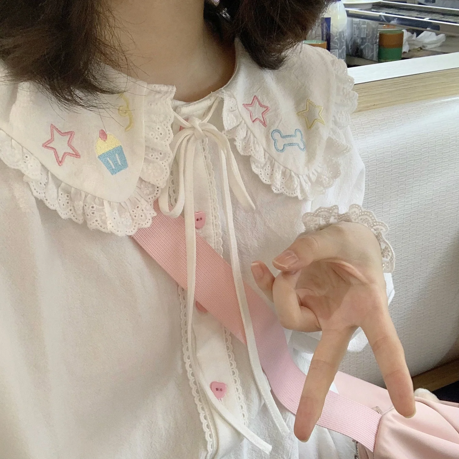Japanese 2023 Sweet Shirt Embroidered Doll Collar Blouses New Spring and Autumn Female Long Sleeve Elegant Blouse Tops H04
