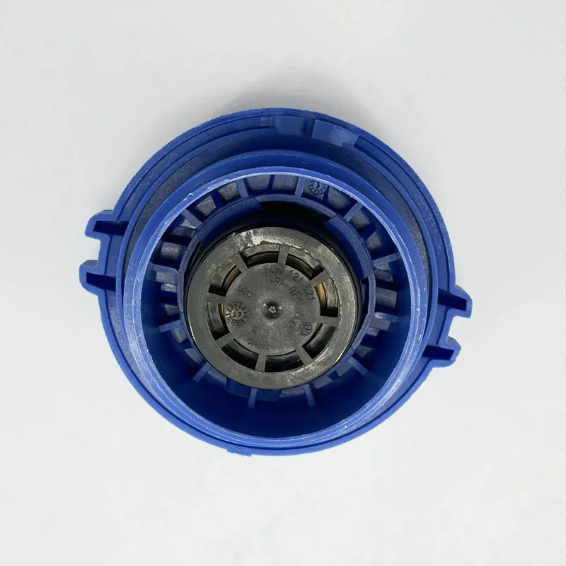 Автомобильный расширительный бачок охлаждающей жидкости OEM 1K 0121407 A для VW Jetta MK5 Golf