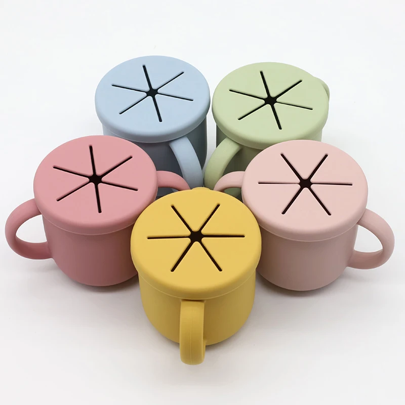 

BPA Free Kids Silicone Food Storage Box Solid Color Baby Snack Cup Portable Solid Color Food Storage Box Kids gass