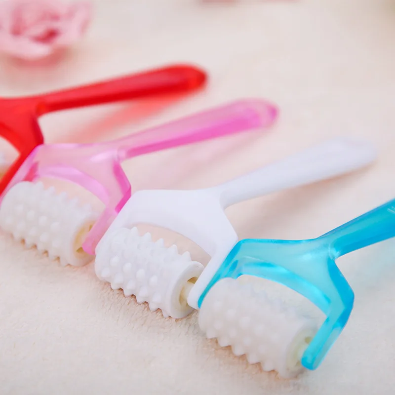 

1 шт., мини-роликовый массажер для лица и лифтинга