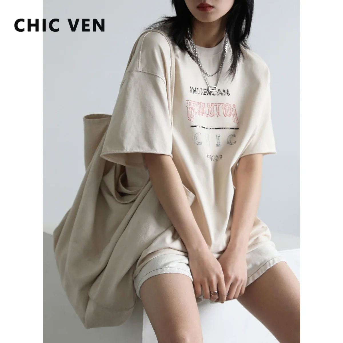 

CHIC VEN Women's Tees Street Retro Letter Print Loose tshirt O Collar T-shirt Blouse Female Tops Fashion Woman Blouses 2022