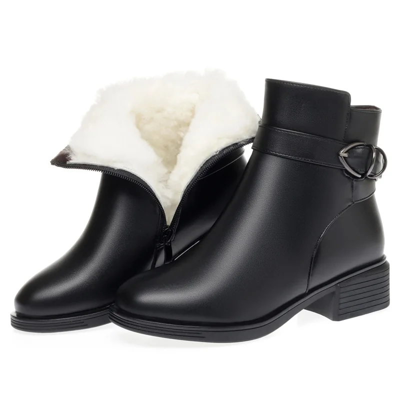 

Женские ботинки-мартинсы на низком каблуке, новинка осень-зима 2023, обувь из кожи и флиса с круглым носком, обувь для мам из хлопка