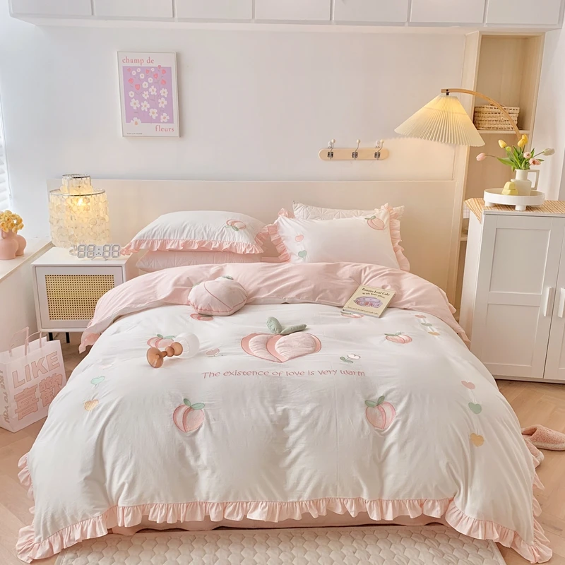 

100% Cotton Cute Peach Applique Embroidery Bedding Set White Pink Patchwork Duvet Cover Ruffles Quilt Cover Bed Sheet Pillowcase