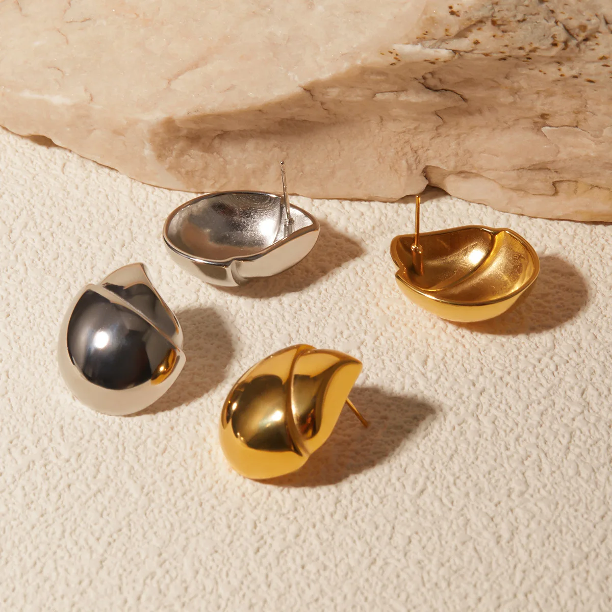 PRISCA | Круглые серьги из нержавеющей стали для женщин. Щипцы лесного ореха.