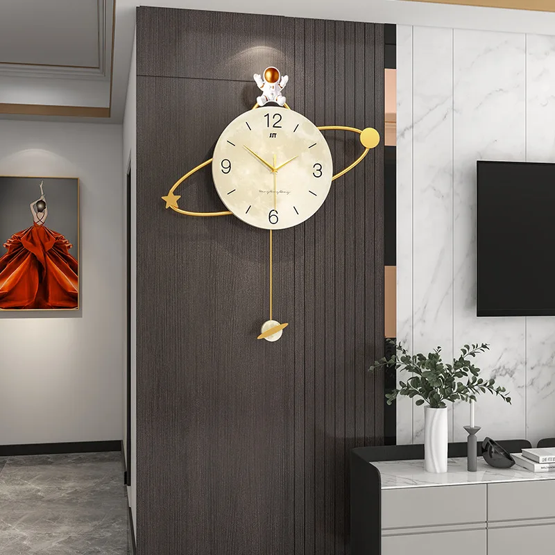 

3D Large Wall Clock Modern Astronaut Metal Wall Watches Home Decor Gold Clocks Astronaut Living Room Decorative Reloj De Pared