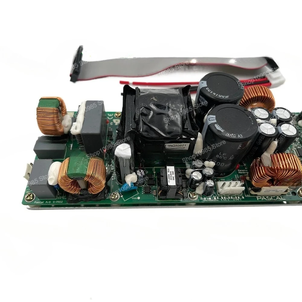 Фото Универсальные усилители мощности серии PRX710 PRX712 PRX715 PRX725 PRX735 PRX715XLF PRX718XLF №3