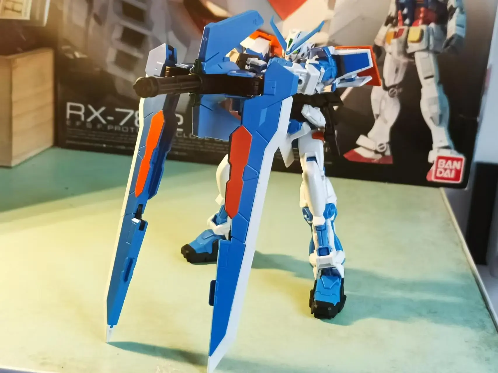Оригинальная Bandai Gundam Astray Blue Frame Second L HG 1/144 аниме экшн модель сборки игрушка для