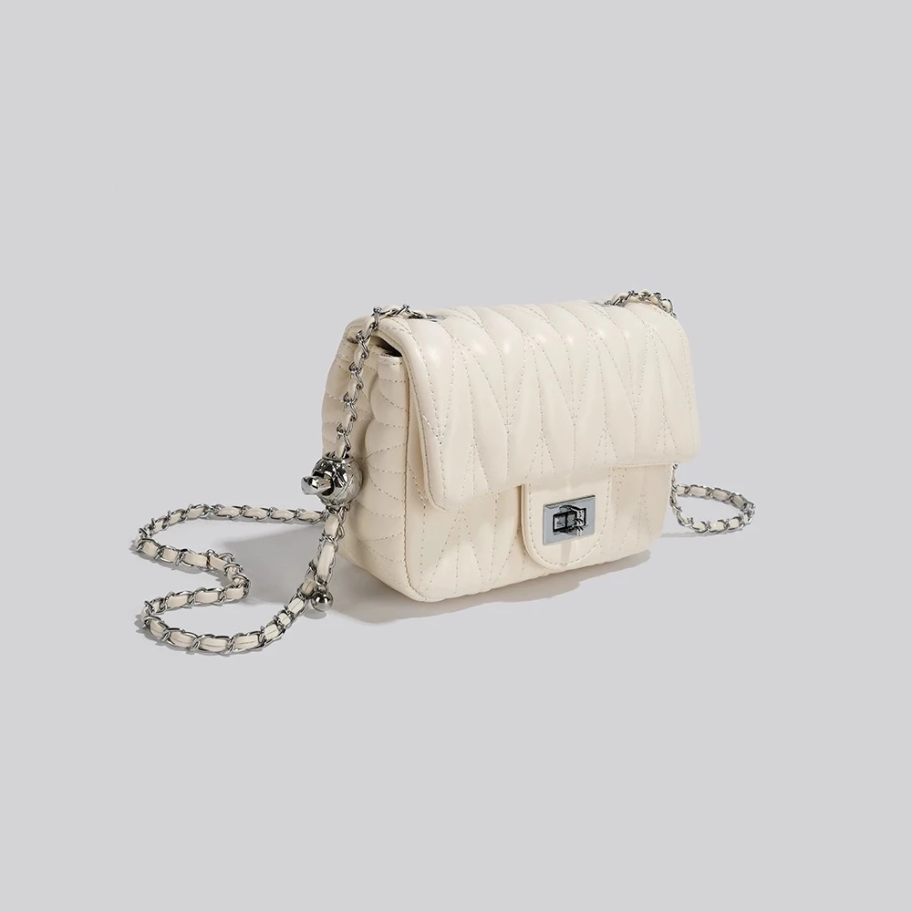 

NIGO Pearl Chain Shoulder Bag #nigo21111