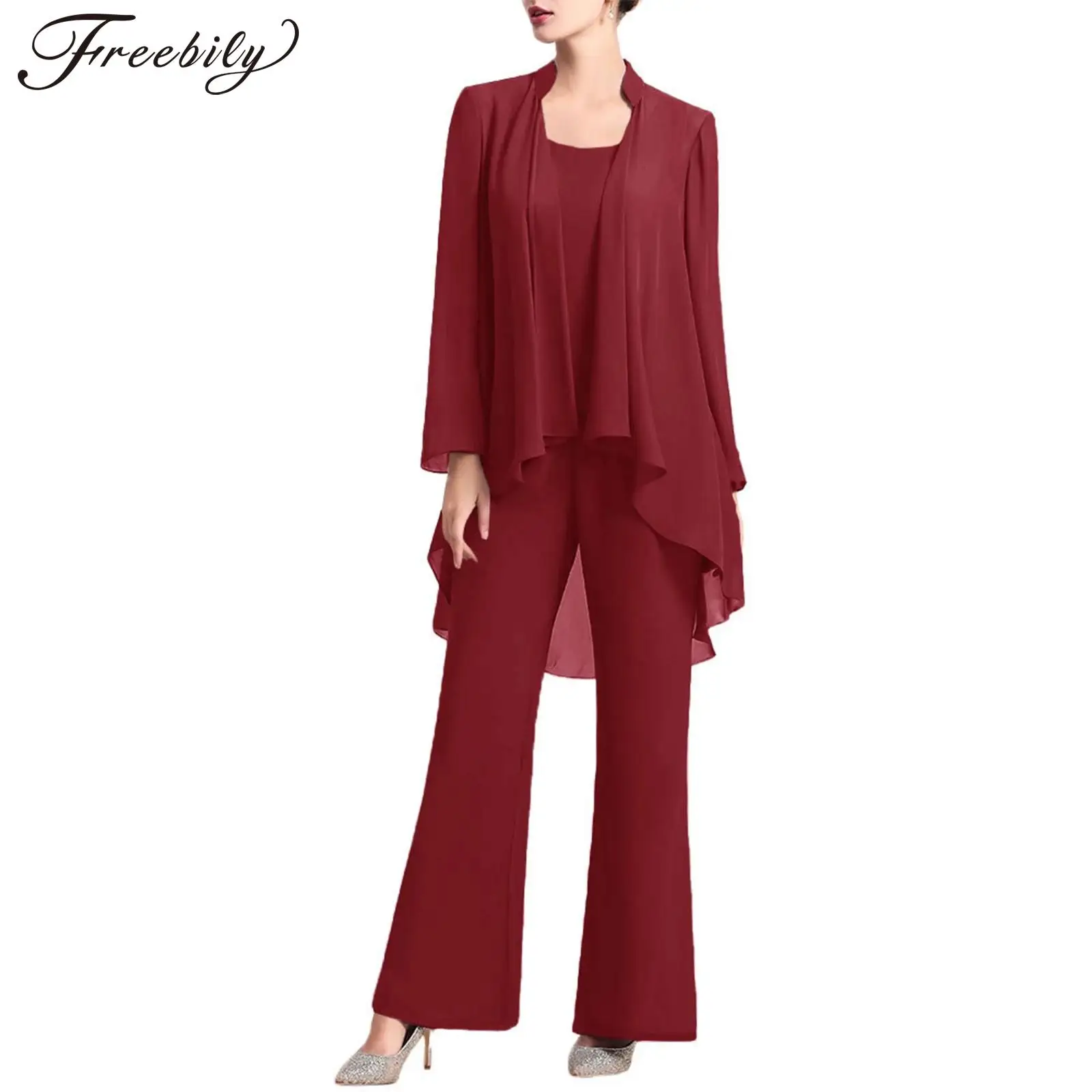 Женский костюм для коктейльной вечеринки