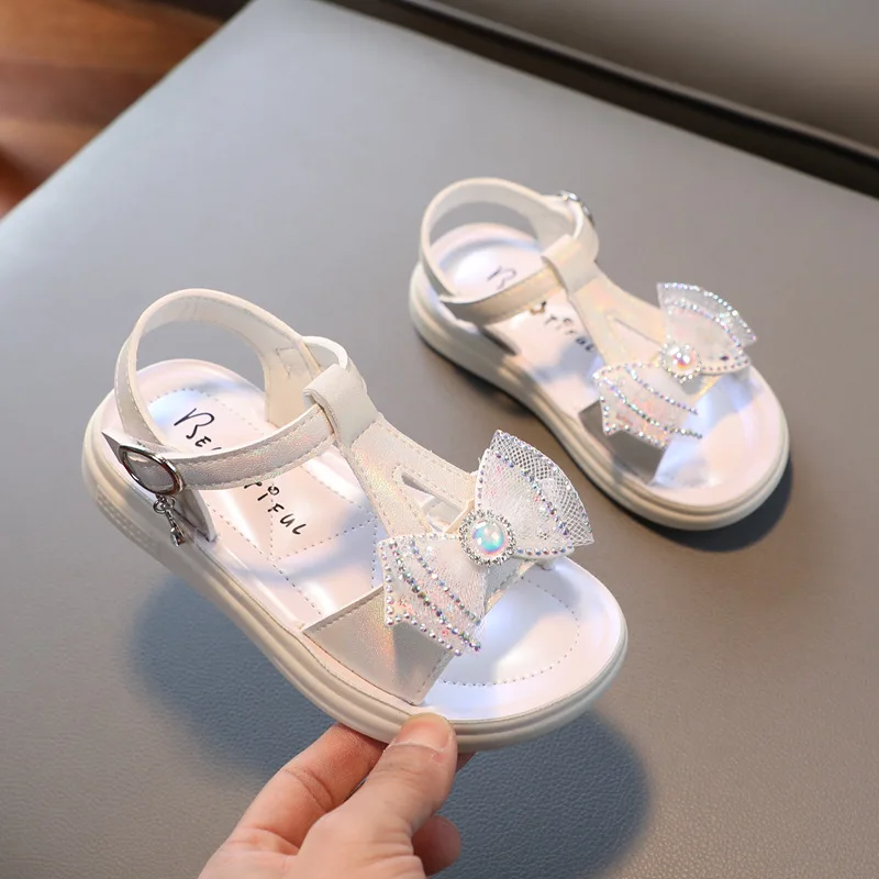 Size 26-37 Girls Princess Sandals Summer Shoes for Kids Party Princess Shoes Soft Sole Children Girl Sandals with Rhinestone Bow