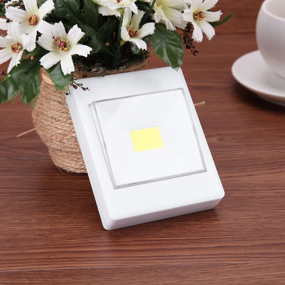 Монолитный блок светодисветильник настенный ночник работающий от батарейки для