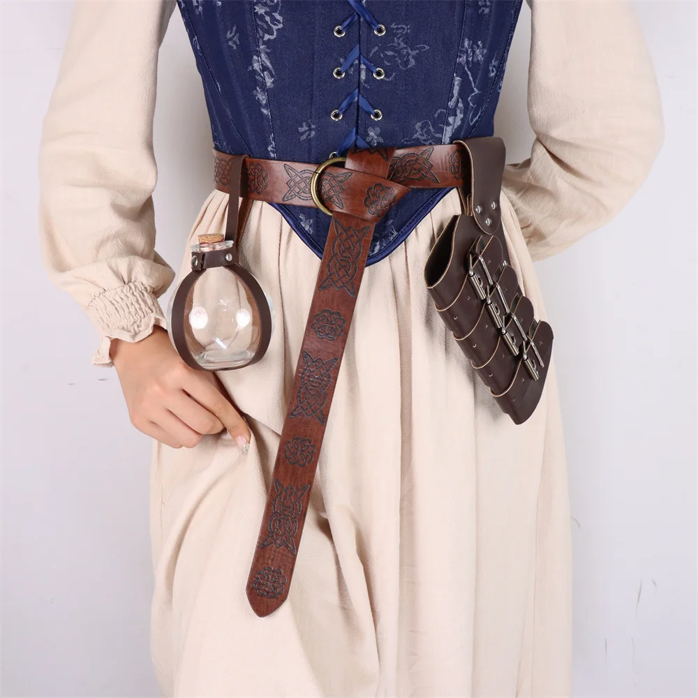 Кожаная поясная сумка в средневековом стиле для ролевых игр