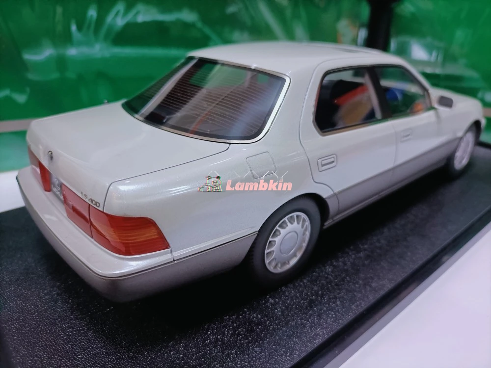 Культ 1:18 для toyot Lexus LS400 3 0 Edition белая лимузиновая модель классических старых