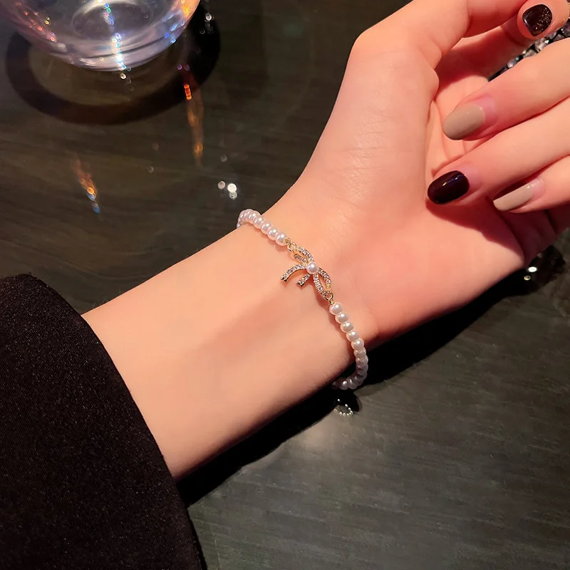 

New Golden Plated Baroque Pearl Bow Bracelet Personality Fashion Shiny Zircon Inlaid Bracelet Wedding Jewelry Birthday Gift