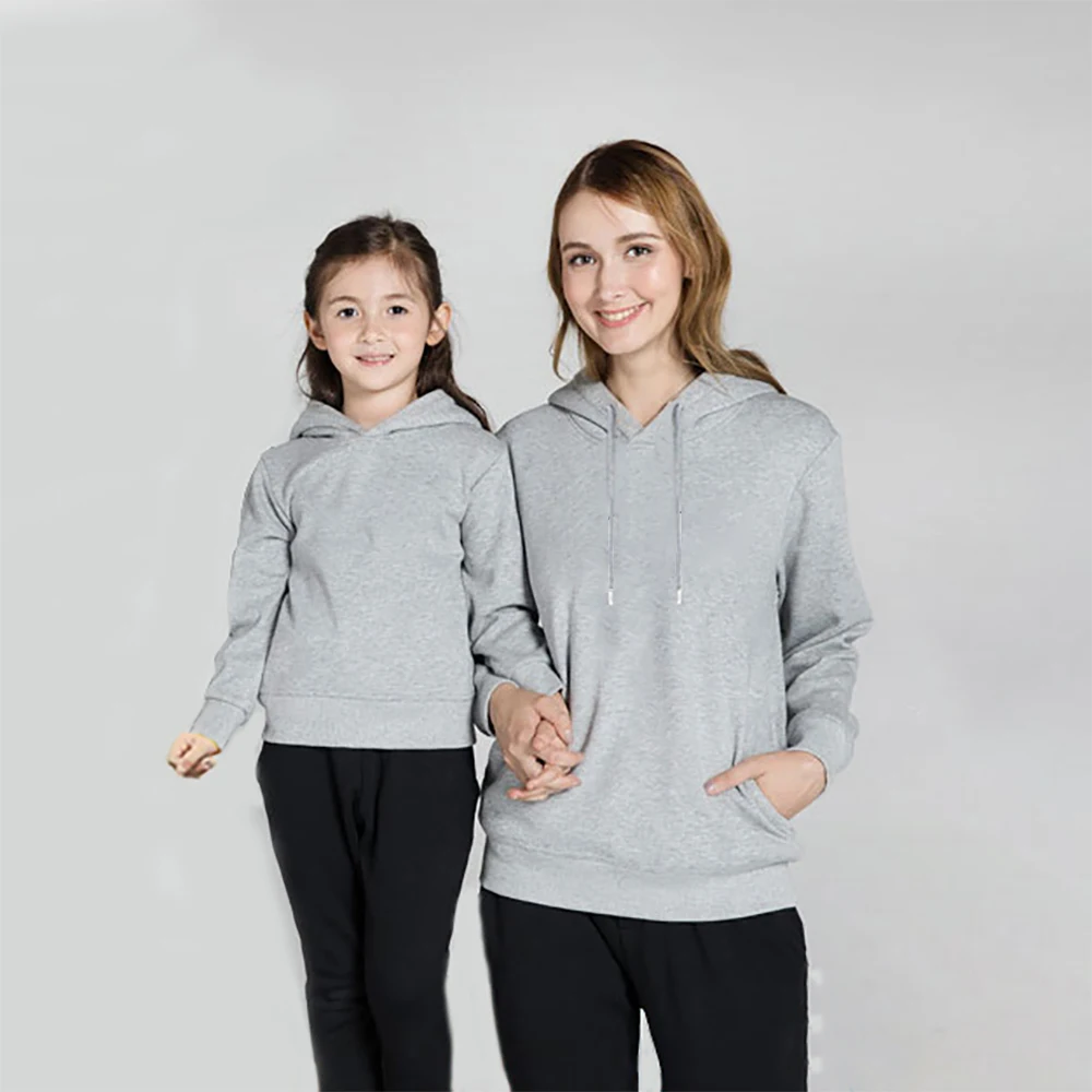 

Комплект из 2 предметов: толстовка с капюшоном и штаны